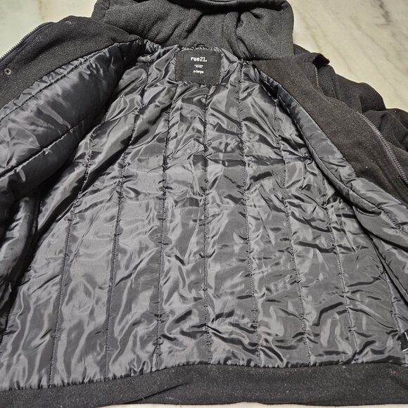 Man Rue21 Black Jacket, Size XL - Picture 3 of 9